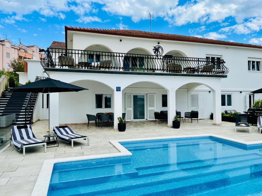 Villa Gala 特罗吉尔 外观 照片